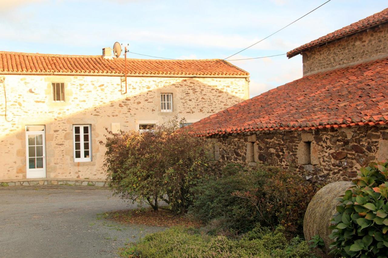 Les Chambres D'Hotes De La Metairie Du Bourg Лес Хербиерс Екстериор снимка