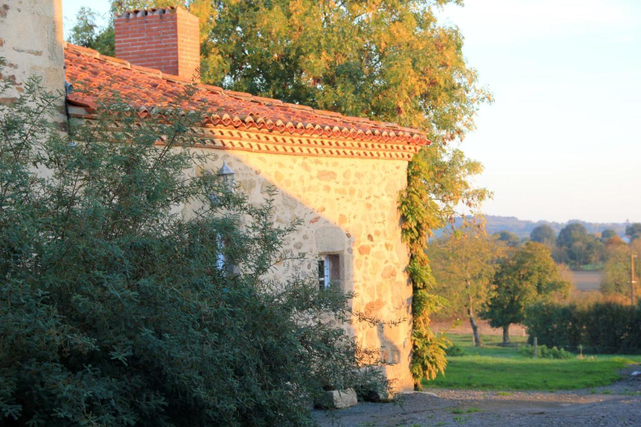 Les Chambres D'Hotes De La Metairie Du Bourg Лес Хербиерс Екстериор снимка